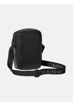 Bolso Negro Reporter Slim Strap Calvin Klein