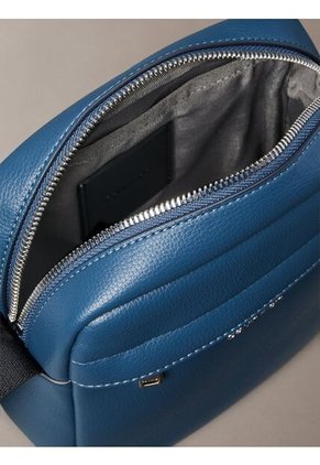 Bolso Azul Reporter Raised Calvin Klein