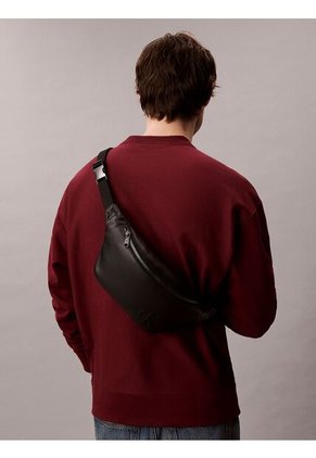 Canguro Negro CK Calvin Klein