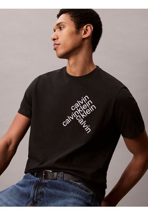 Camiseta Negra Con Logotipo Apilado Calvin Klein
