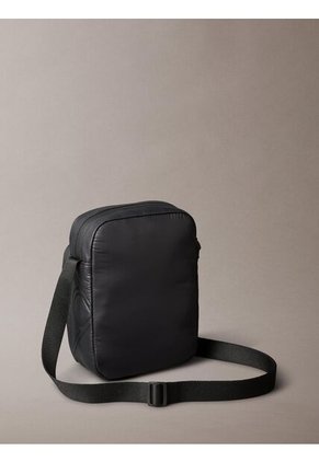 Bolso Negro Reporter Acolchado Con Logo Monograma Calvin Klein