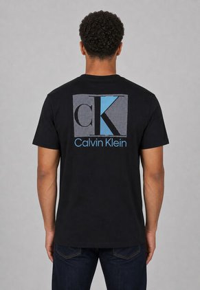Camiseta Calvin Klein Negro