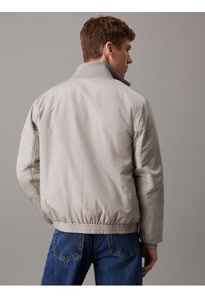 Chaqueta Gris De Nailon Acolchado Con Cremallera Calvin Klein
