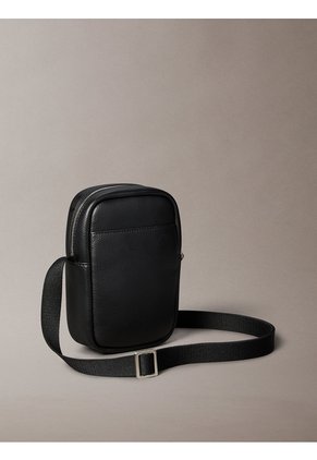 Bolso Negro Reporter Slim Calvin Klein