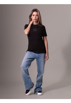 Camiseta Negra Con Monograma E Insignia Calvin Klein