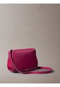 Bolso Rosa De Cámara Con Solapa Calvin Klein de Calvin Klein