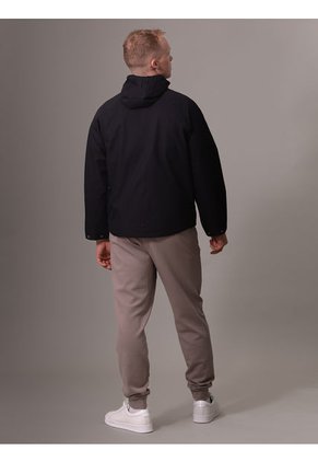 Chaqueta Negra Sport Essentials Con Capota Calvin Klein