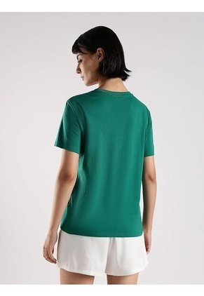 Camiseta Verde Emblemática De Logo Calvin Klein