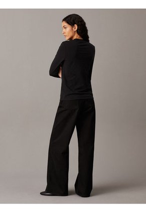 Camiseta Negra Slim De Manga Larga Calvin Klein