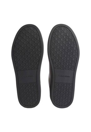 Tenis Negro Classic De Corte Bajo En Cuero Calvin Klein