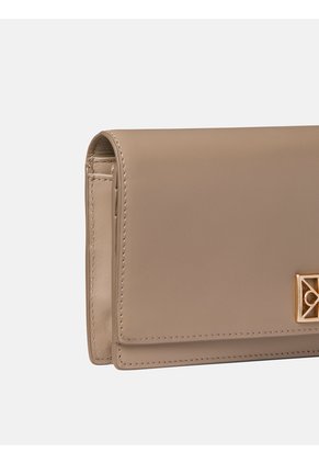 Billetera Beige Plegada De Cuero Con Logo Monograma Emblemático Calvin Klein