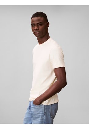 Camiseta Amarilla Con Micro Monograma Bordado Calvin Klein