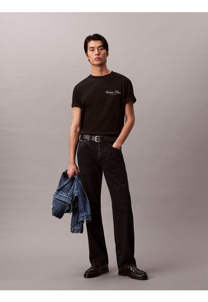 Camiseta Negra Con Logo Gráfico Calvin Klein