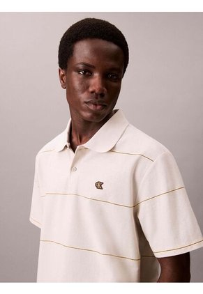 Polo Beige Sencillo Con Raya Texturizada Calvin Klein