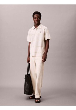 Polo Beige Sencillo Con Raya Texturizada Calvin Klein