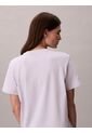 Camiseta Blanca Clásica Con Logo Estampado Calvin Klein de Calvin Klein