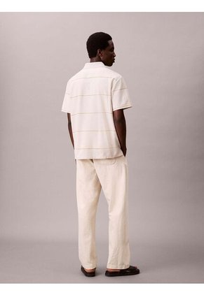 Polo Beige Sencillo Con Raya Texturizada Calvin Klein