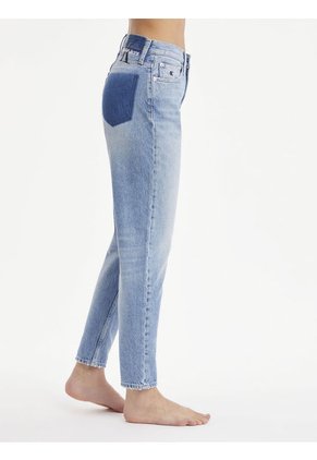 Jeans Celeste Con Logo Bordado Para Mujer Calvin Klein