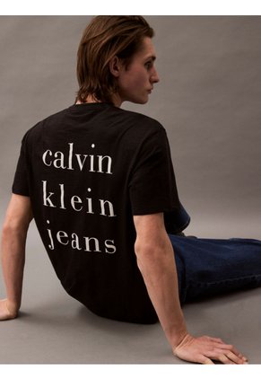 Camiseta Negra Classic Crewneck Calvin Klein