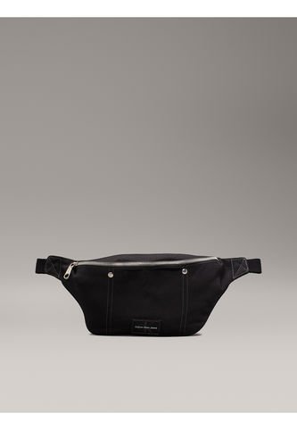 Canguro Negro Con Parche Calvin Klein Calvin Klein