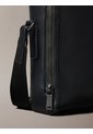 Bolso Negro Reporter Con Emblema Metálico Calvin Klein de Calvin Klein