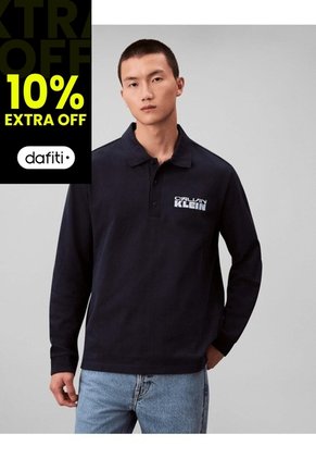 Polo Azul De Manga Larga Con Tejido Sacos / Saco Tejido Grueso Aterciopelado Calvin Klein