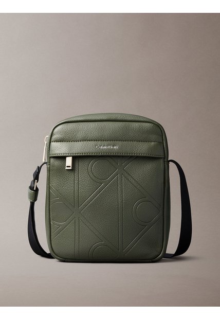 Bolso Multicolor Reporter Con Textura Integral De Emblema Calvin Klein