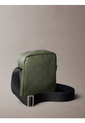 Bolso Multicolor Reporter Con Textura Integral De Emblema Calvin Klein