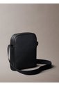 Bolso Negro Reporter Con Insignia Calvin Klein de Calvin Klein