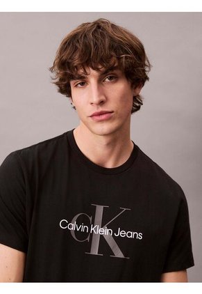 Camiseta Negra Con Monograma Calvin Klein