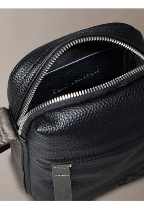 Bolso Multicolor Reporter Cargo Calvin Klein