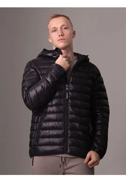 Chaqueta Negra Acolchada Con Capota Calvin Klein