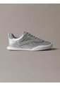 Tenis Gris Runner De Perfil Bajo Con Franjas Calvin Klein de Calvin Klein