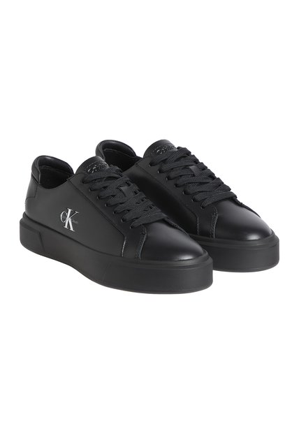 Tenis Negro De Perfil Bajo Con Cordones Calvin Klein