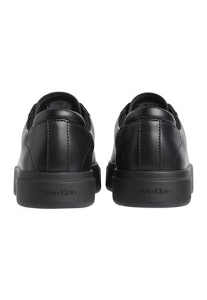 Tenis Negro De Perfil Bajo Con Cordones Calvin Klein