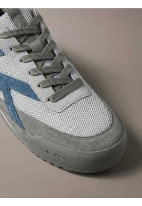 Tenis Gris Deportivos De Corte Bajo Calvin Klein