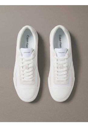 Tenis Blanco De Corte Bajo Con Bandas Laterales Calvin Klein