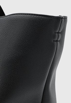 Bolso Calvin Klein Negro