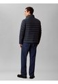 Chaqueta Negra Puffer De Peso Medio Con Capota Y Cierre De Cremallera Calvin Klein de Calvin Klein