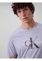 Camiseta Gris Con Monograma Calvin Klein de Calvin Klein