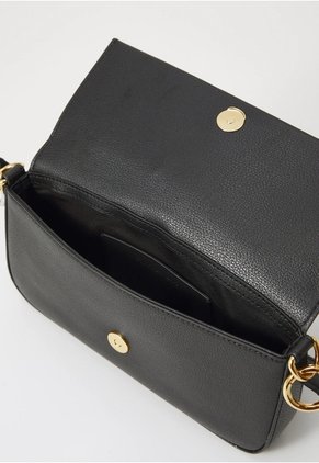 Bolso Negro De Hombro Minimal Monograma Calvin Klein