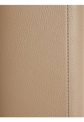 Billetera Beige Trifold Con Placa Metálica Calvin Klein