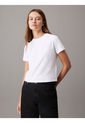 Camiseta Blanca Con Monograma E Insignia Calvin Klein de Calvin Klein