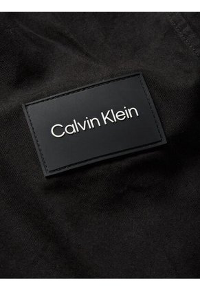 Sobrecamisa Negra De Sarga Boxy Calvin Klein