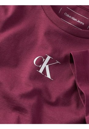 Camiseta Niña Morado Boxy De Algodón Calvin Klein