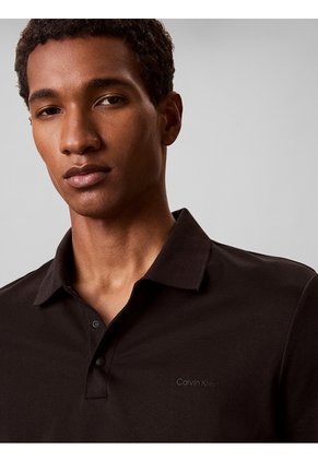 Polo Negro Con Tecnología Interlock Calvin Klein