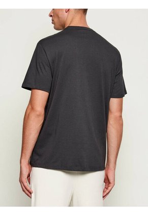 Camiseta Negra Con Estampado Gráfico De Logo Calvin Klein