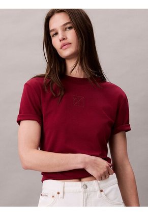 Camiseta Roja Interlock Con Emblema CK Calvin Klein
