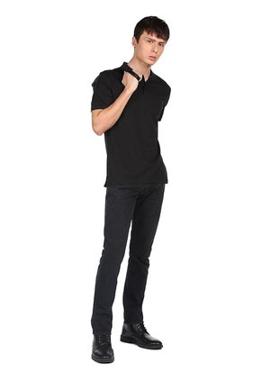 Polo Negro Liquid Touch Con Logo Calvin Klein