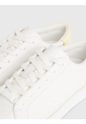 Tenis Blanco Blanco Con Plataforma Y Monograma Calvin Klein